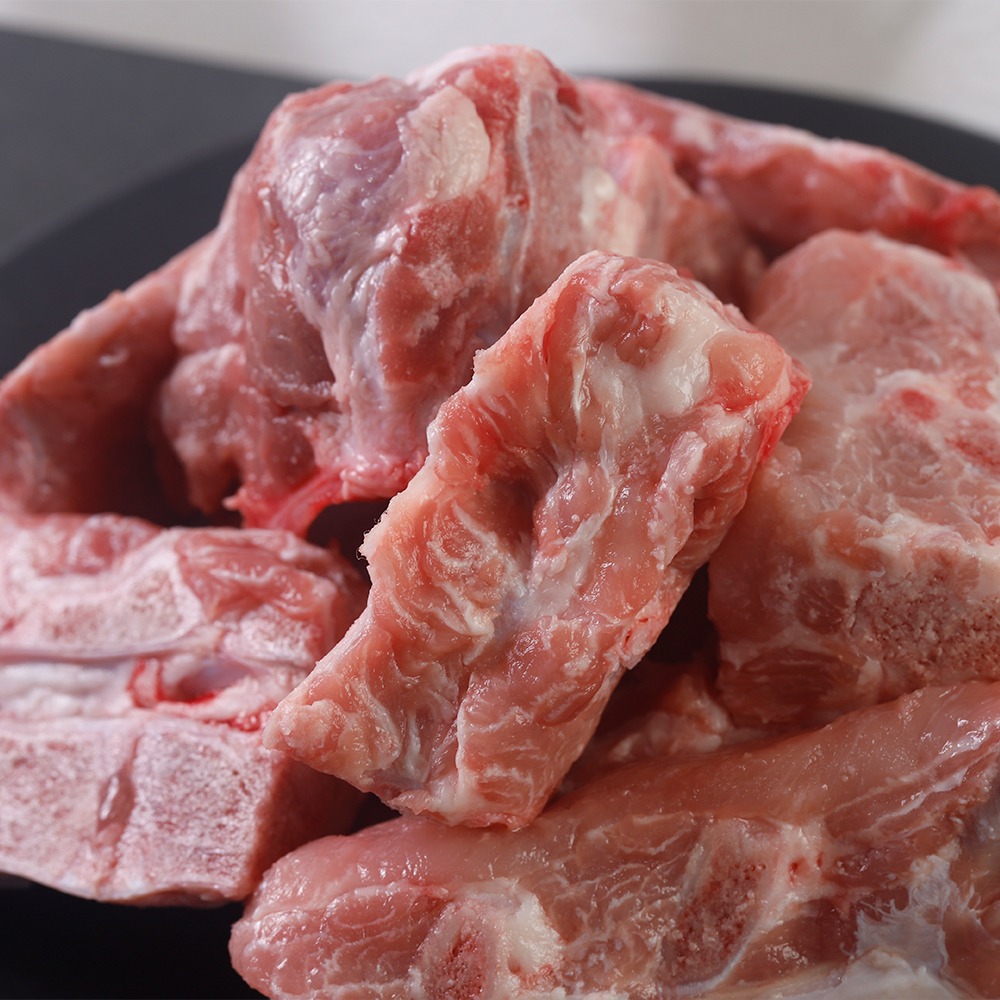 농부의 정육점 국내산 한돈 냉동 목뼈등뼈, 4kg 이 가격에 찜해두세요! 3