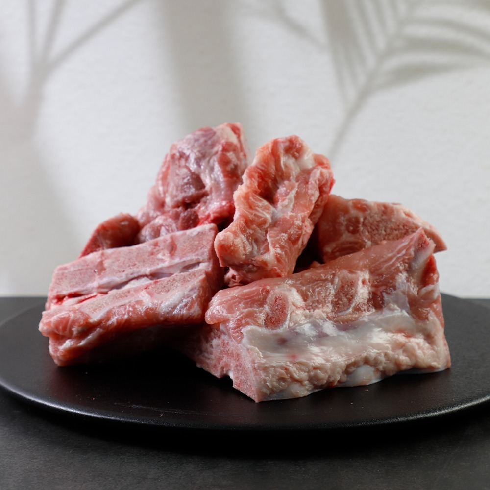 농부의 정육점 국내산 한돈 냉동 목뼈등뼈, 4kg 이 가격에 찜해두세요! 4